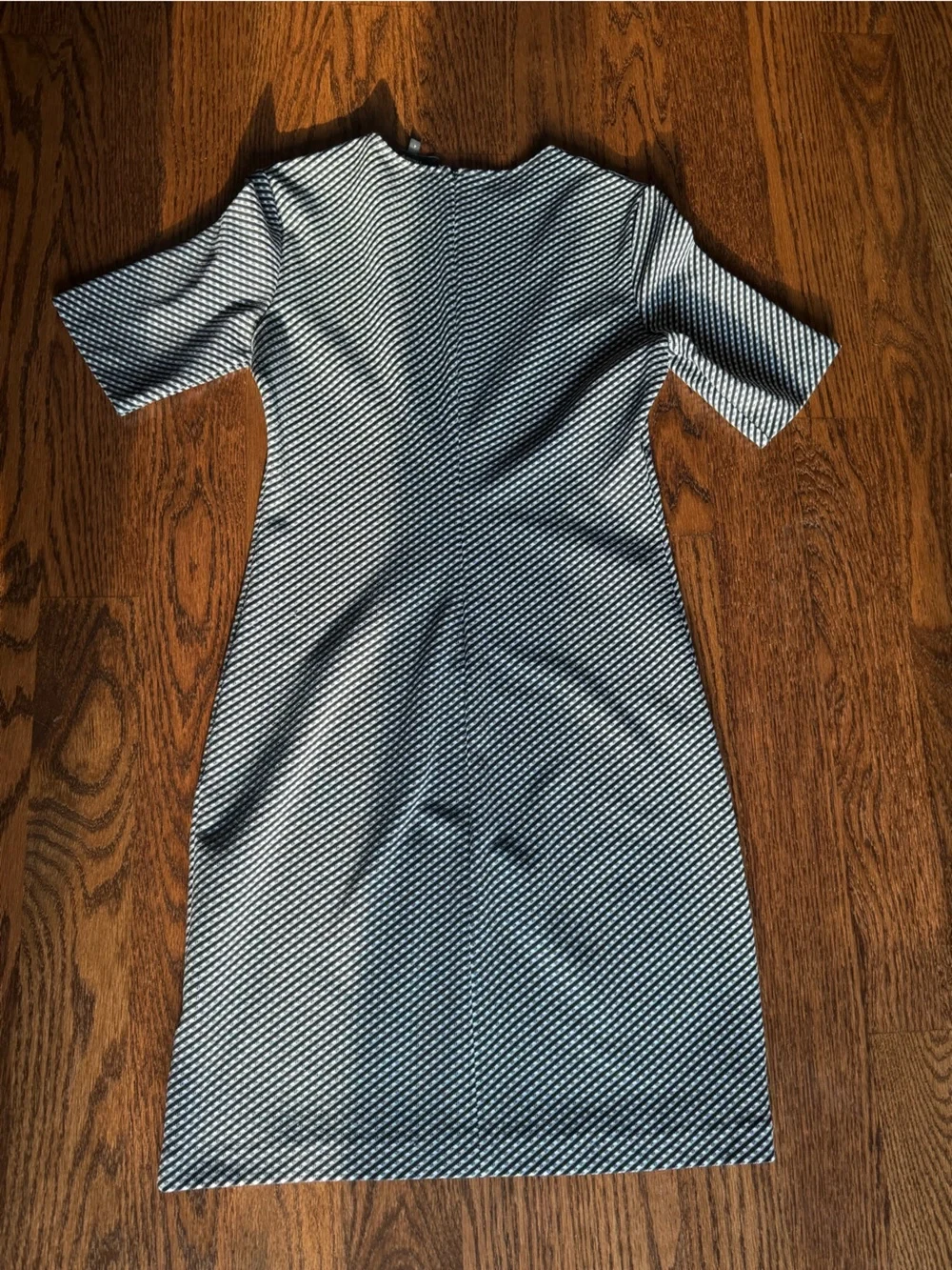 Theory Black and White Patterned Midi Shift Dress